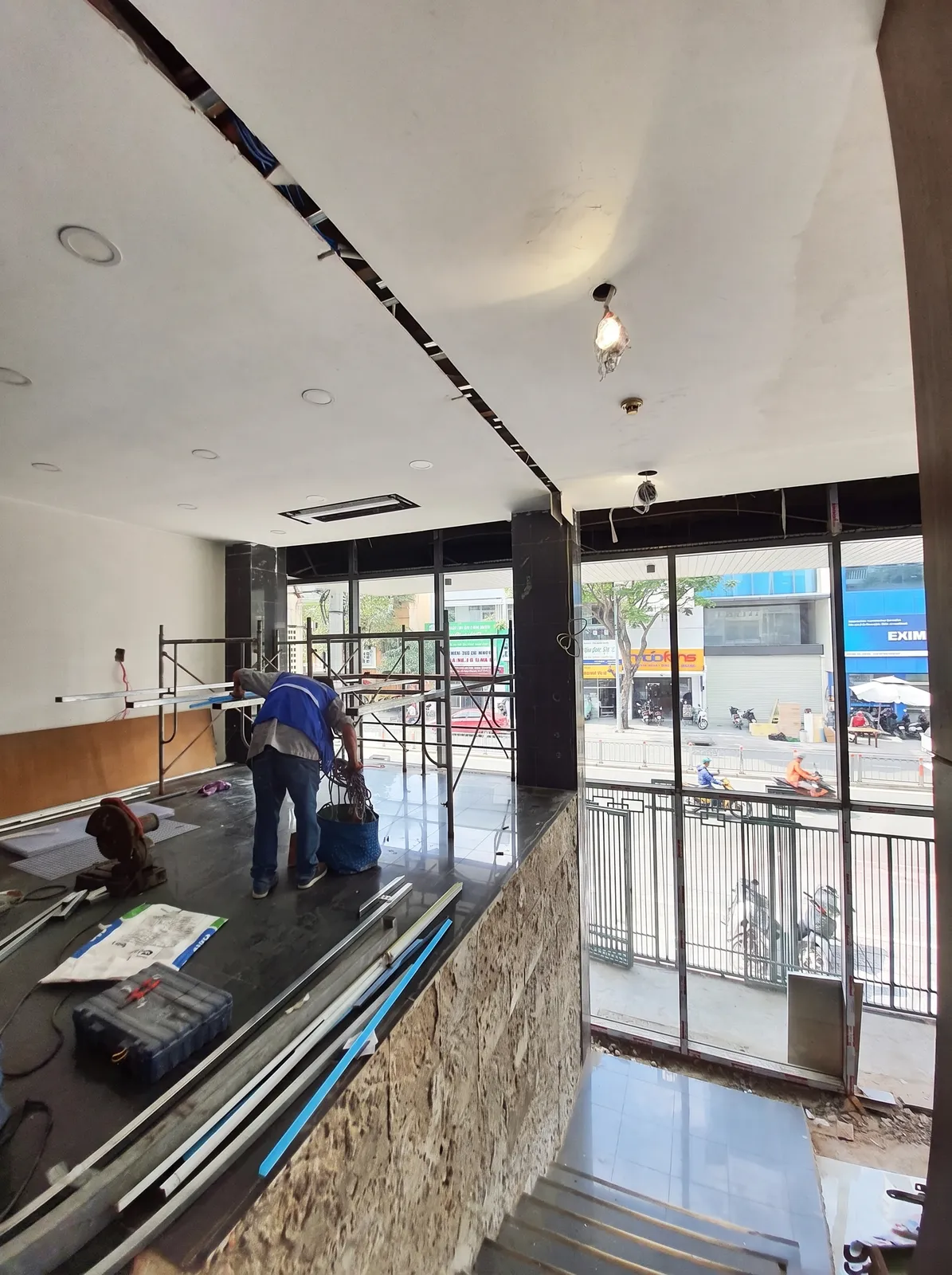 ALB & Partners Turnkey Office — Bình Thạnh District — on-site construction 6