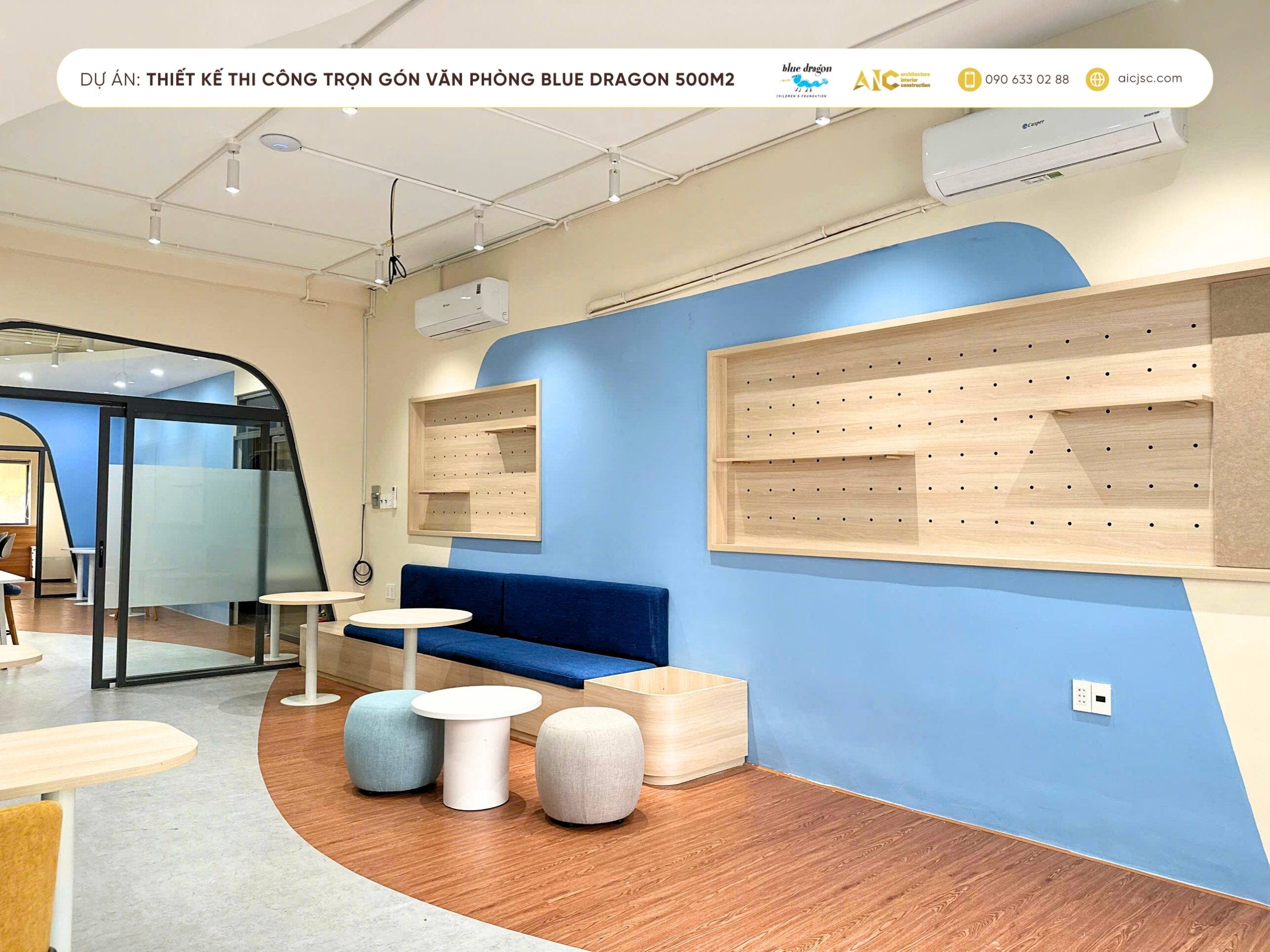 Màu sắc không gian Blue Dragon rất tươi sáng, nhẹ nhàng